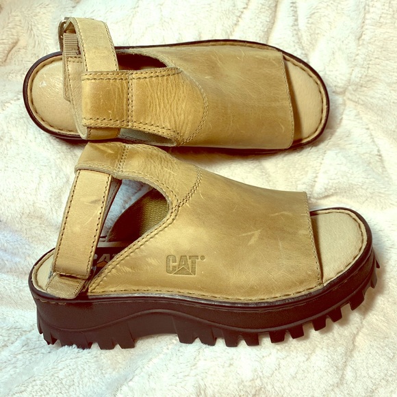 clueless chunky sole sandal